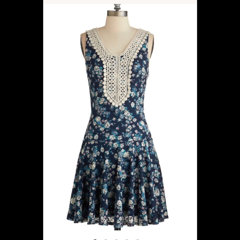 ModCloth Billowing Bouquet Dress in 1X